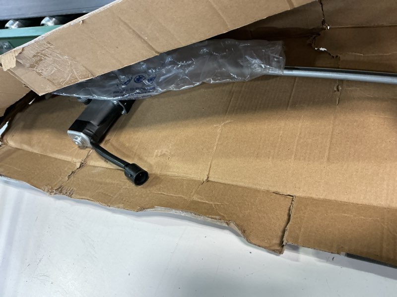 Condition photo showing Good Condition for a-premium power window regulator with motor compatible with freightliner argosy century class 2003-2011 columbia coronado 2005-2010 front right passenger side