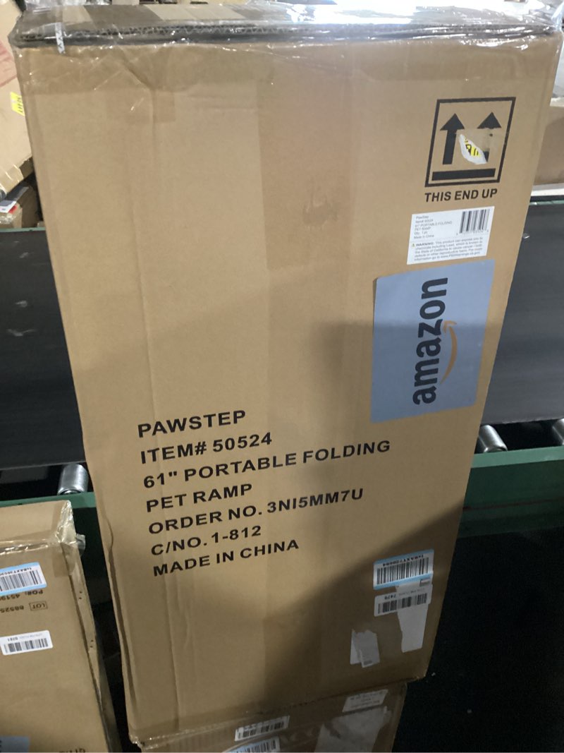 Condition photo showing New/Like New for pawstep 50524 61" portable folding pet ramp, black