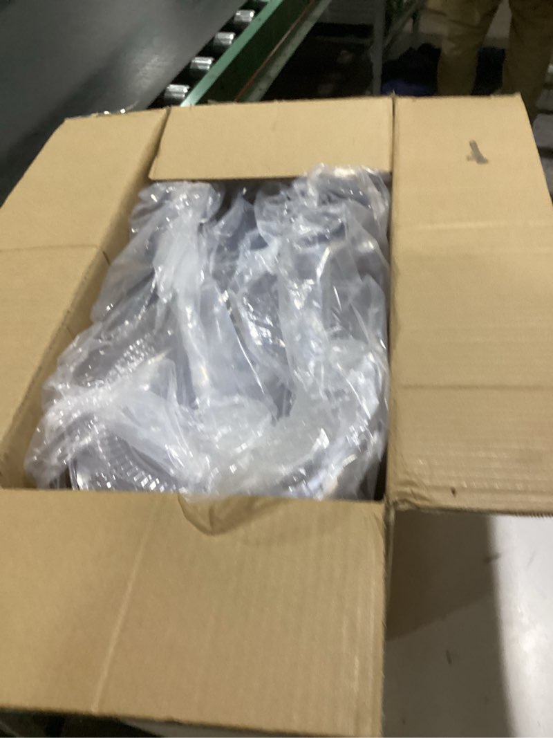 Condition photo showing Good Condition for Untitled Item