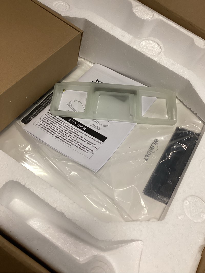 Condition photo showing Good Condition for Toilet Bidet Seat, Instant Warm Water, Self-Cleaning Nozzle, Multiple Spraying Modes, Electric Heated Seat, Warm Air Drying, Soft Closed Lid, Display Screen, Requires Electricity, Round