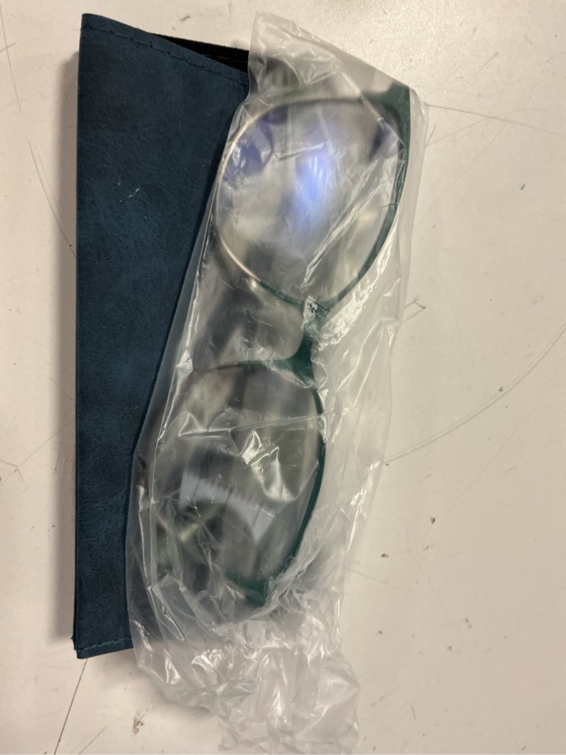 Condition photo showing New/Like New for progressive multifocal reading glasses women cat eye no line multifocus transition blue light reader lady metal frame black & green 2.0 diopters