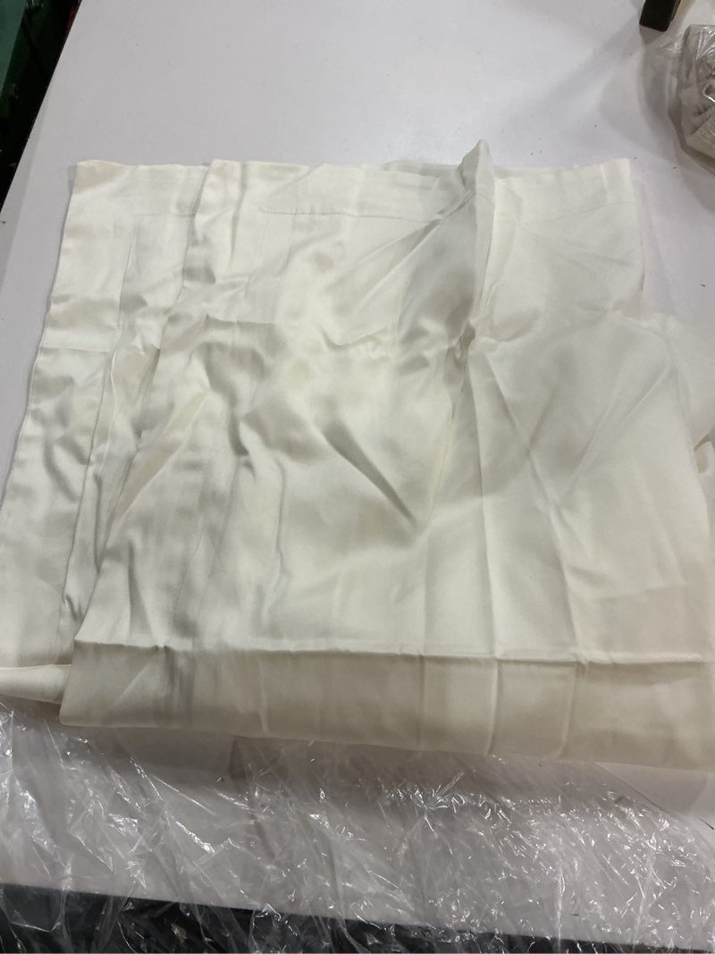 Condition photo showing Good Condition for quince, european cotton brushed double ,one sham 26”x26”/ivory