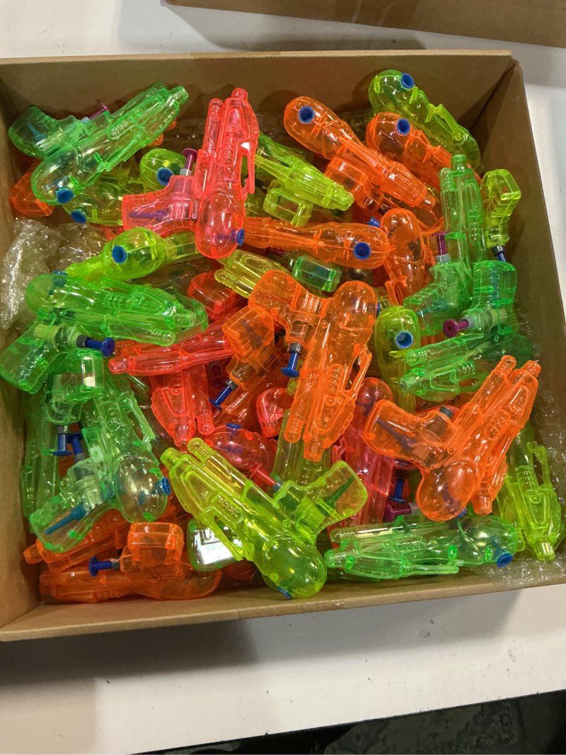Condition photo showing Good Condition for leyndo 50 pack water gun for kids mini water gun bulk colorful blaster squirt pistol bulk for boys girls outdoor beach game summer swimming pool party favor(fresh, cute)