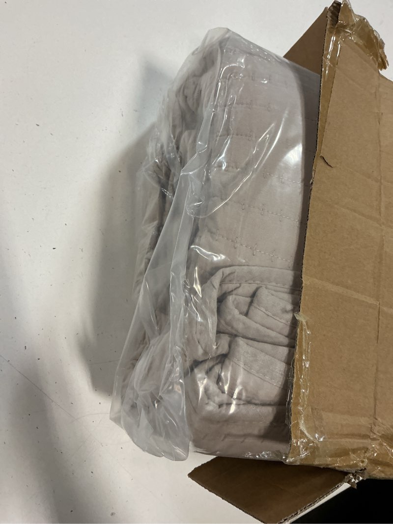 Condition photo showing New/Like New for wdcozy 100% cotton king size quilt set - beige neutral striped pick stitch soft lightweight bedspread, textured like linen, farmhouse country rustic coverlet, shabby chic gauze bedding, 3 pieces linen (warm yellow tint) king (106"x96")