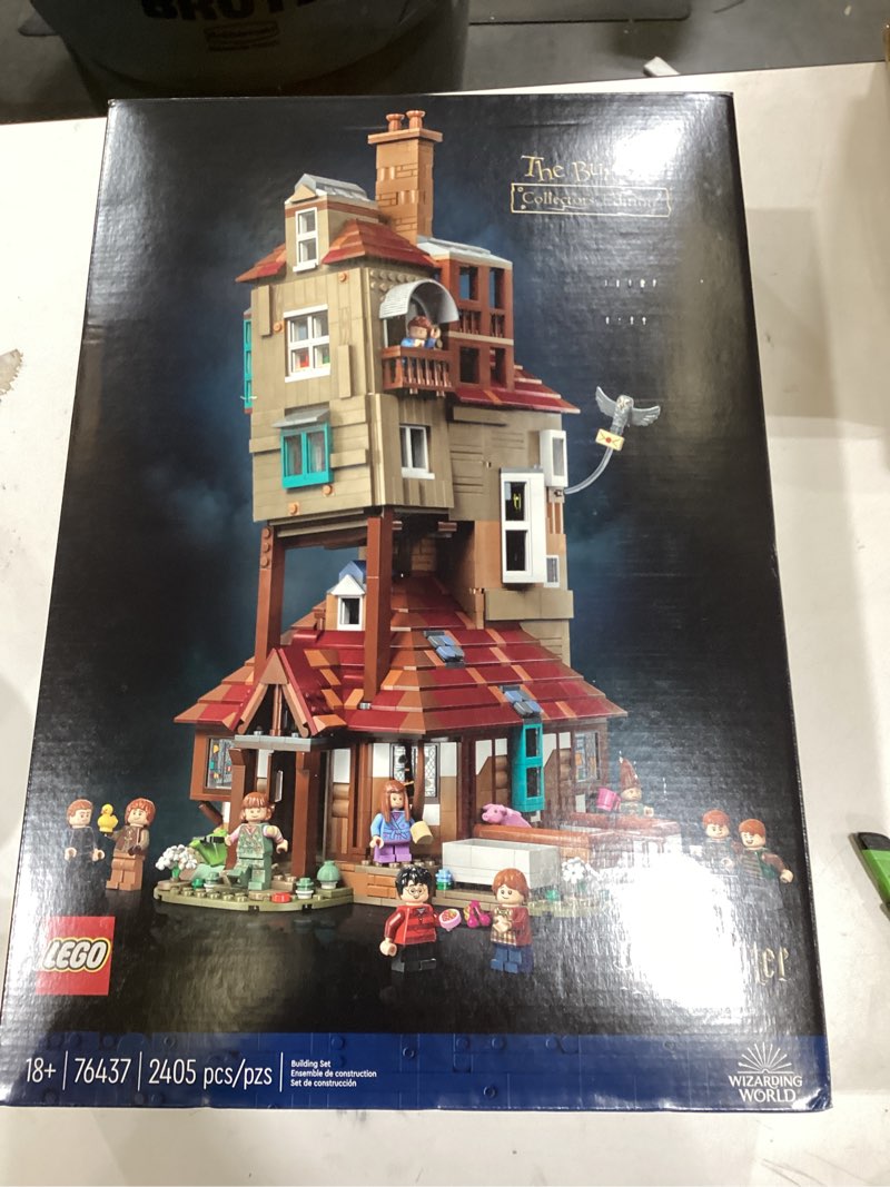 Condition photo showing New/Like New for LEGO - Harry Potter The Burrow – Collectors’ Edition, Weasley House Building Set 76437