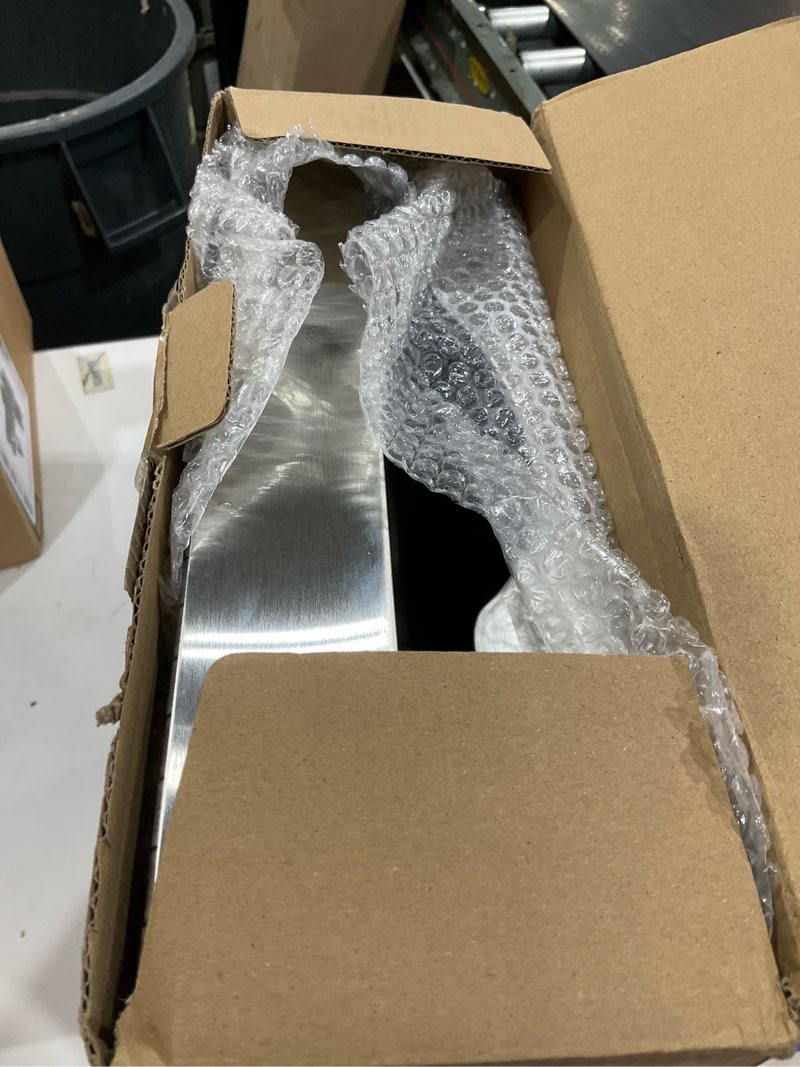 Condition photo showing Good Condition for paper towel dispenser wall mount - multifold trifold paper towel dispensers, large capacity stainless steel tissue holder, suitable for bathrooms and public places st-5821-1