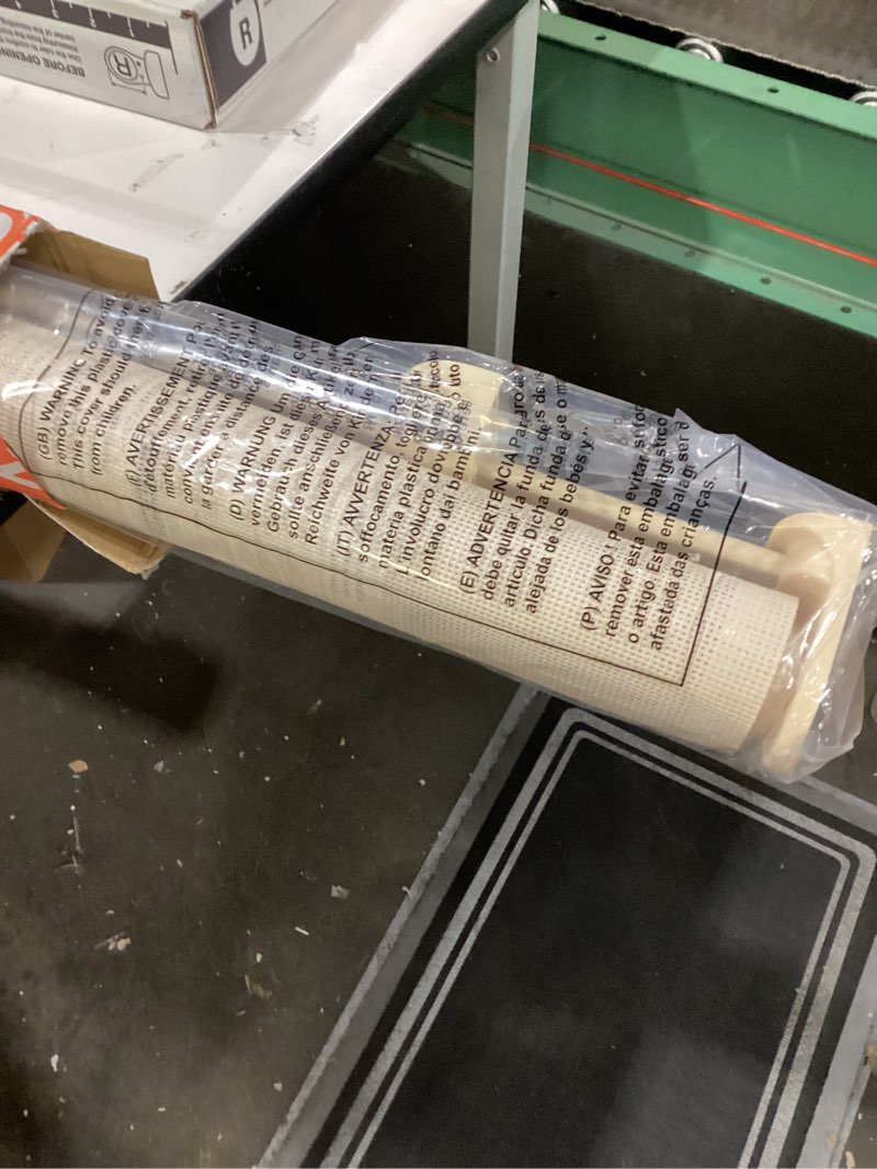 Retractable safety gate