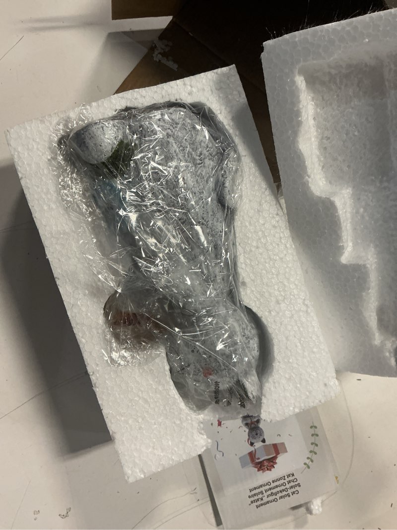 Condition photo showing Good Condition for Solar Garden Statue Cat Figurine – Outdoor Decoration with Butterfly for Garden Yard Lawn Home Decor Outside : Unique Gifts for Mom Grandma Retro