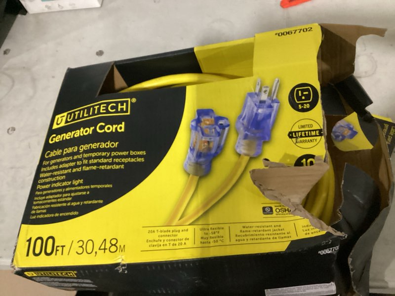 Condition photo showing Good Condition for utilitech generator cord