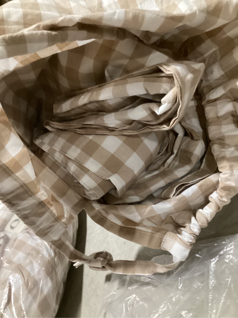 Condition photo showing Good Condition for classic organic percale gingham duvet cover set,, cafe