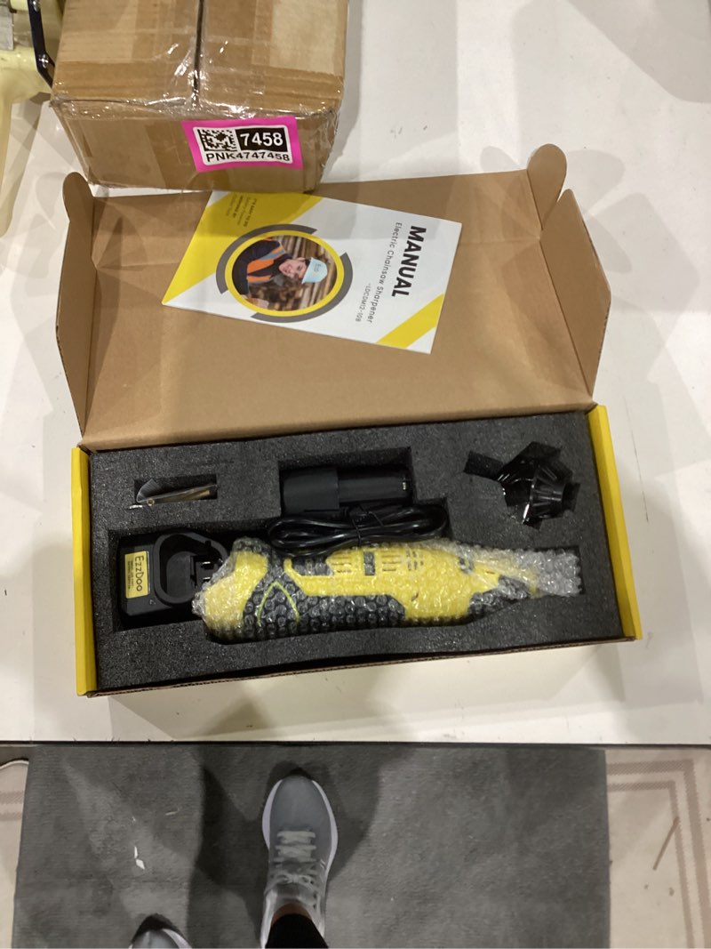 Condition photo showing Good Condition for Electric Cordless Chainsaw Sharpener Kit - Portable 12V Chain Saw Sharpener Tool with 6 Titanium-Coated Diamond Bits(Wheels) & Angle Guide - Easy to Use for All Chainsaw Chains.