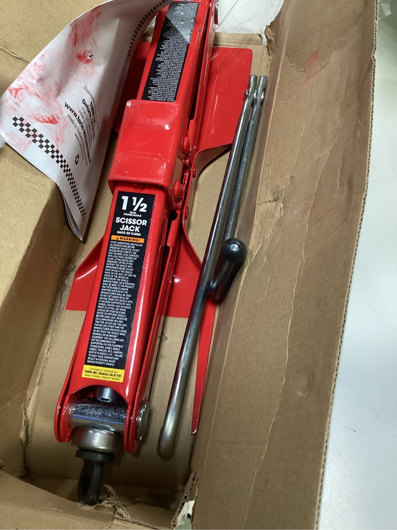 Condition photo showing Good Condition for big red t10152 torin steel scissor lift jack car kit, 1.5 ton (3,000 lb) capacity, red 3000lbs