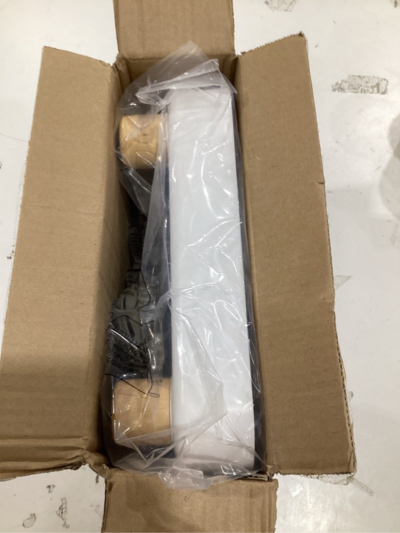 Condition photo showing Good Condition for litter box step with litter shovel, box ramp/catcher with wooden base, easy cleaning with filter function ideal for cats pedal stool kitten & elderly cats (white)