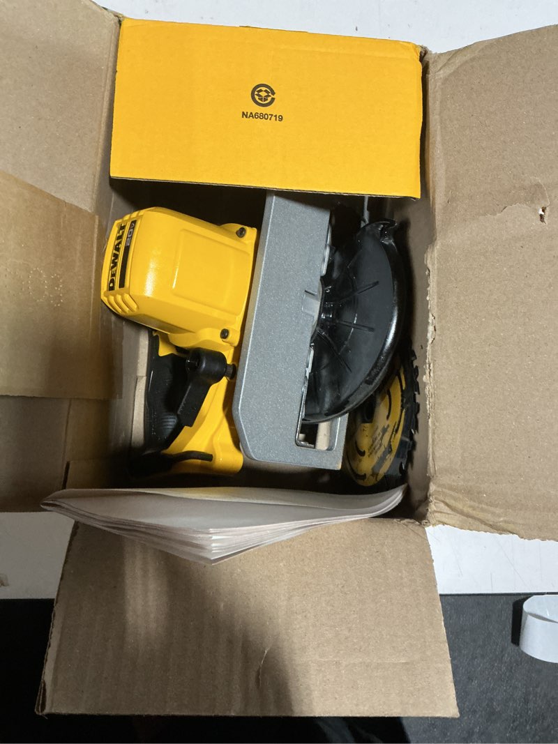 Condition photo showing Good Condition for dewalt 20v max circular saw, cordless sidewinder style portable, 6-1/2-inch blade, 5150 rpm, 0-50 degree bevel capability, battery not included (dcs391b) yellow 6-1/2 inches