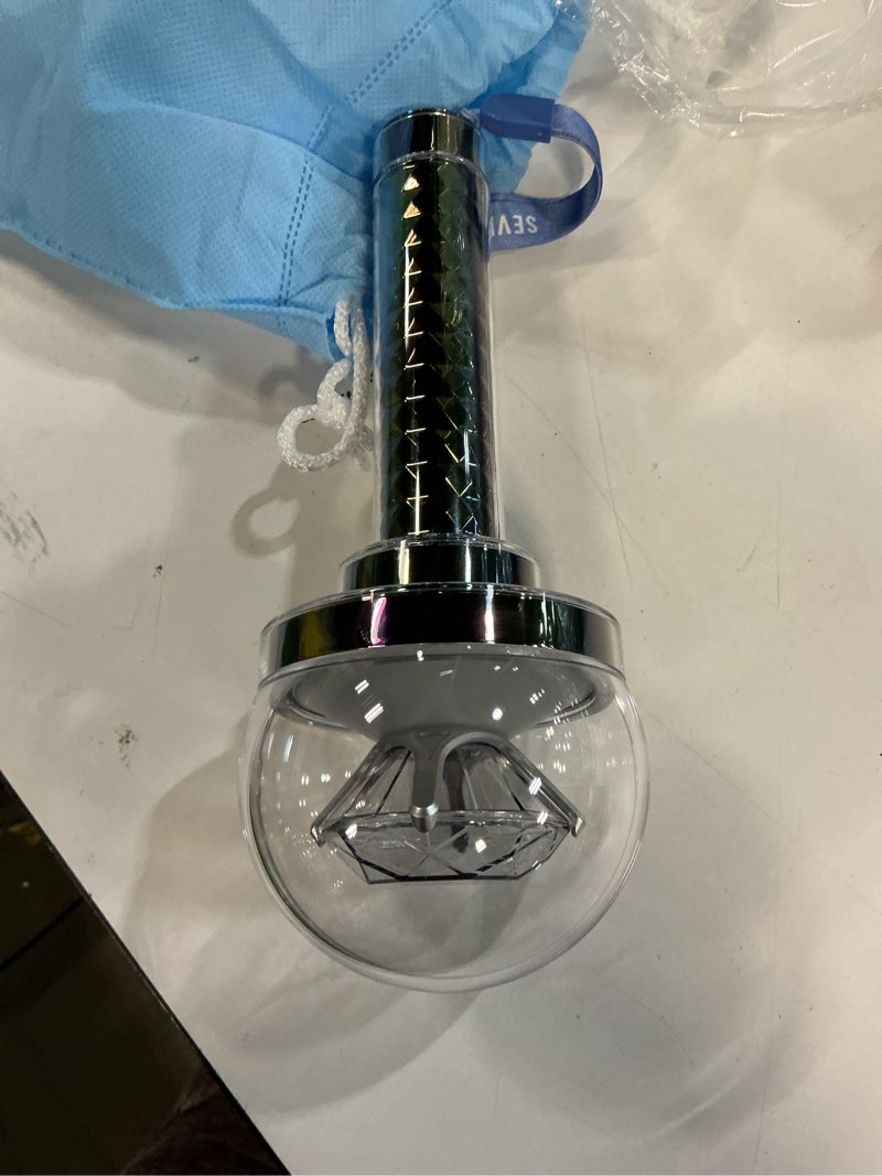 Condition photo showing Good Condition for Seventeen Official Light Stick Ver 3