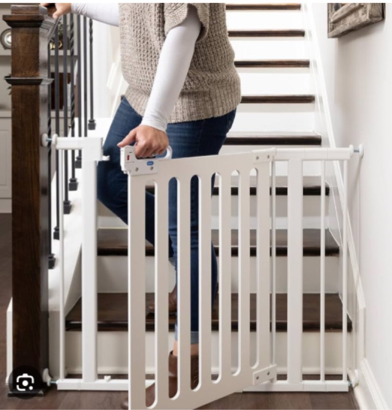 \\nAssorted baby gates (Sizes and styles may vary) pack of 3