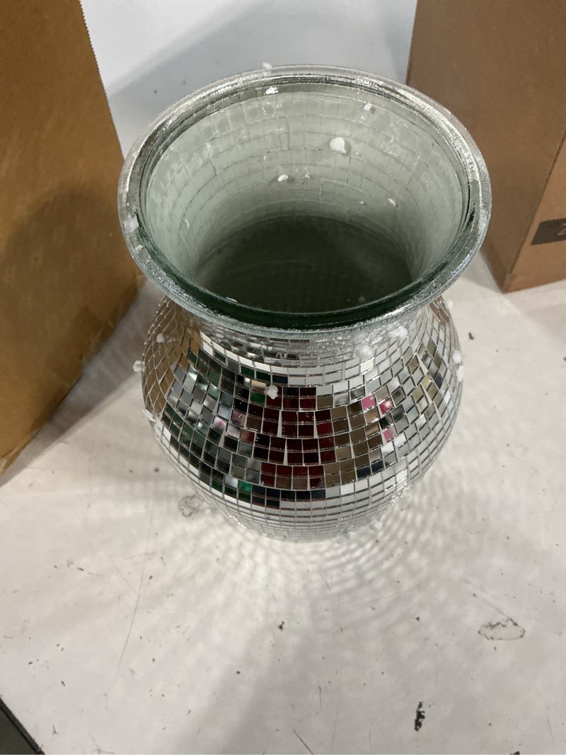 Condition photo showing Good Condition for soujoy disco vase, silver mosaic mirror vase for centerpiece, handmade glass bud vase for wedding flower arrangeme, living room, kitchen, home decor