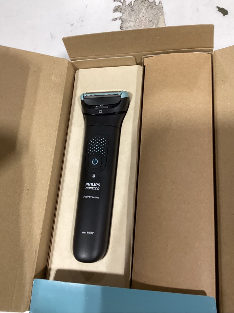 Condition photo showing Good Condition for philips norelco body groomer 7000 series, men's whole body groomer, contour-following 2d flexing head, triple protect shave system & intimate body hair trimmer, 100% showerproof, bg7480/50 bg7480/50 black