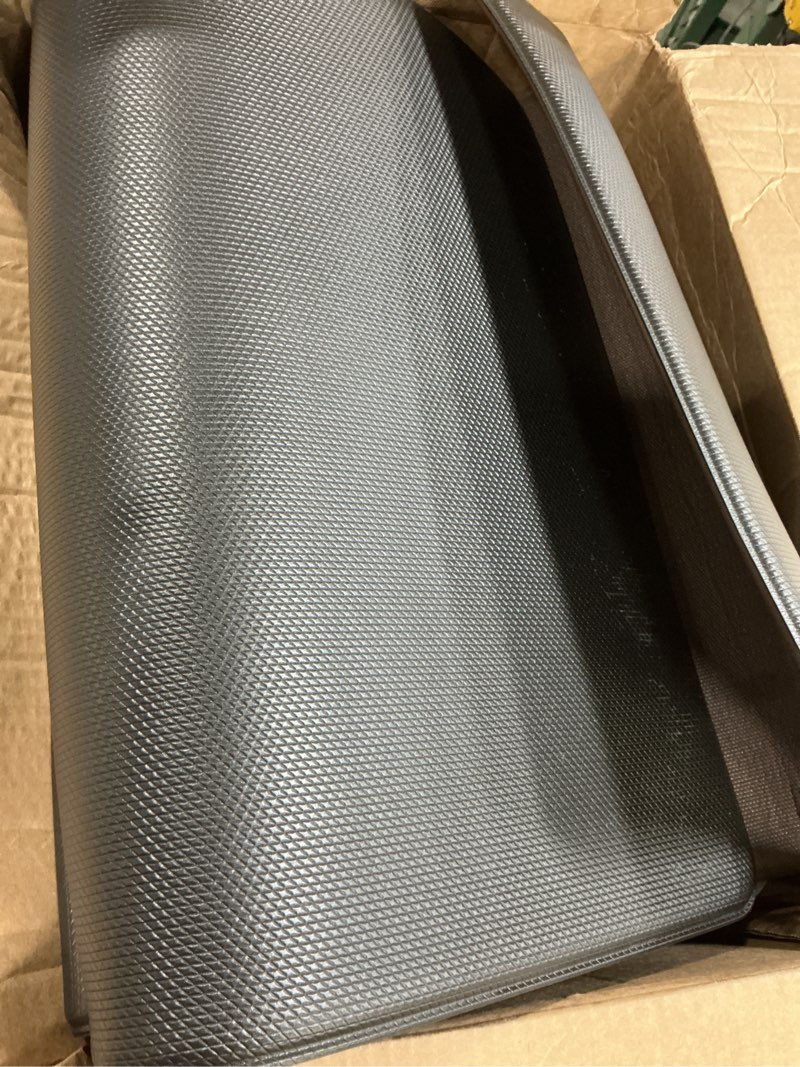 Condition photo showing Good Condition for brown mat 2 pack