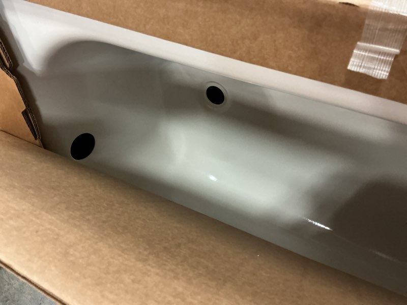 Condition photo showing New/Like New for maui 60 in. right drain rectangular alcove soaking bathtub in white