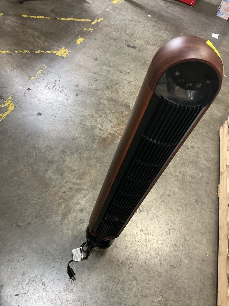 Condition photo showing As Is for better homes & gardens bh25426575110sh 40'' 5-speed oscillating tower fan 