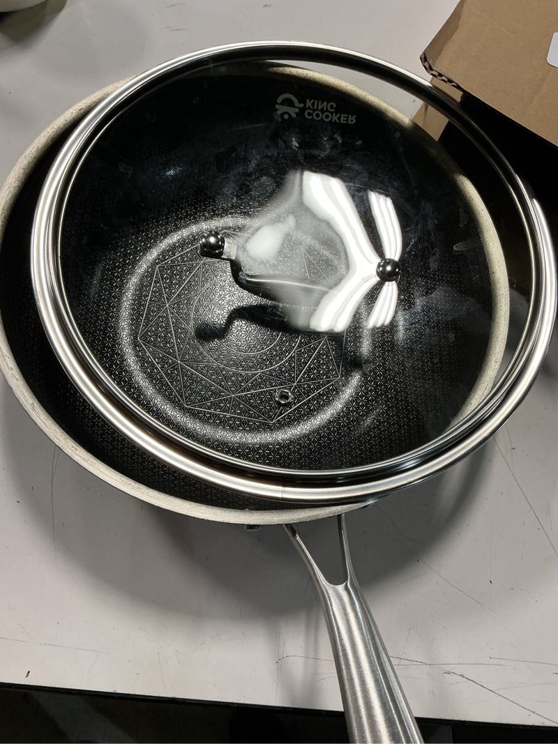 Condition photo showing Good Condition for cooker king 10-inch wok with lid, hybrid nonstick wok professional grade, stainless steel woks & stir-fry pans, stay-cool handle, dishwasher & oven-safe,compatible with all cooktops