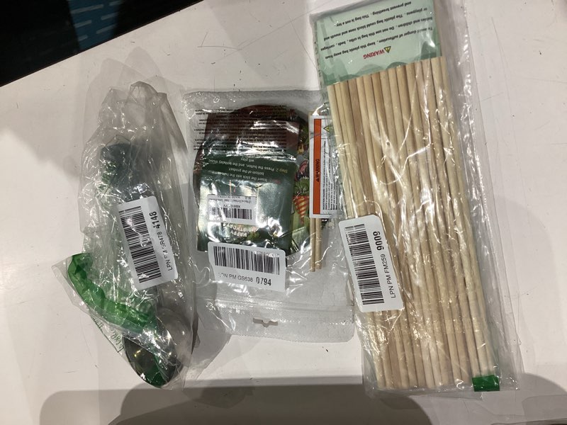 Condition photo showing Good Condition for assorted kitchen tools and accessories