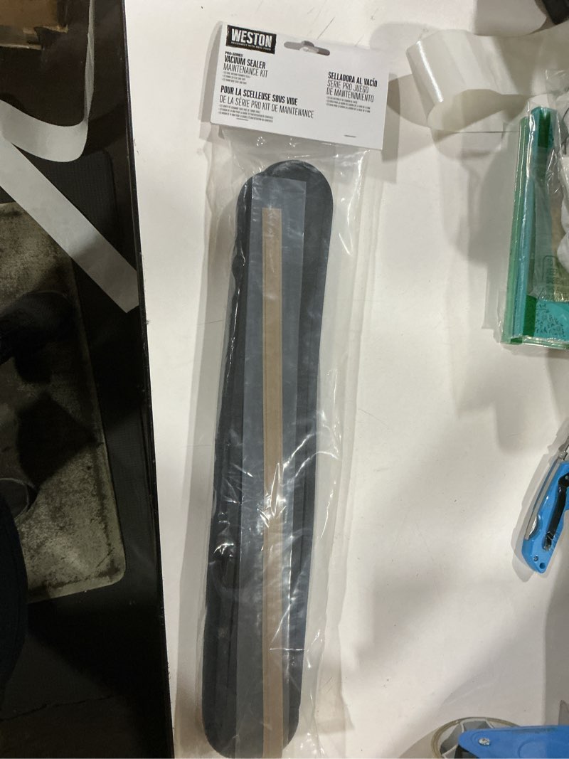 Condition photo showing Good Condition for weston vacuum sealer pro series maintenance kit (08-0501-w), part kit for 65-0101, 65-0201, 65-0401-w