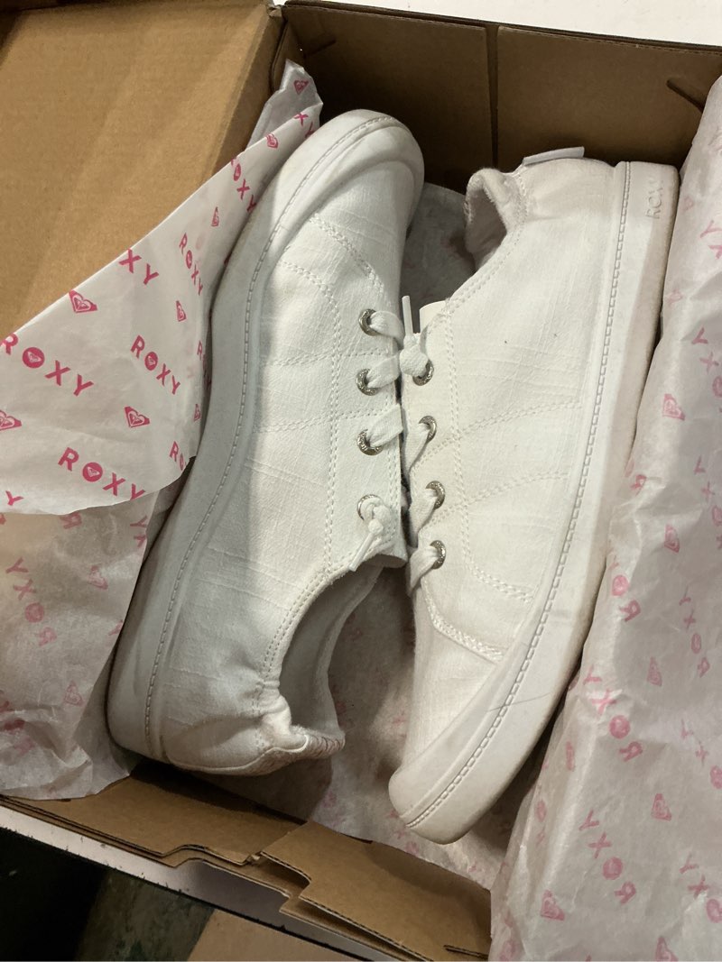 Condition photo showing Good Condition for roxy womens bayshore plus ii 11 white