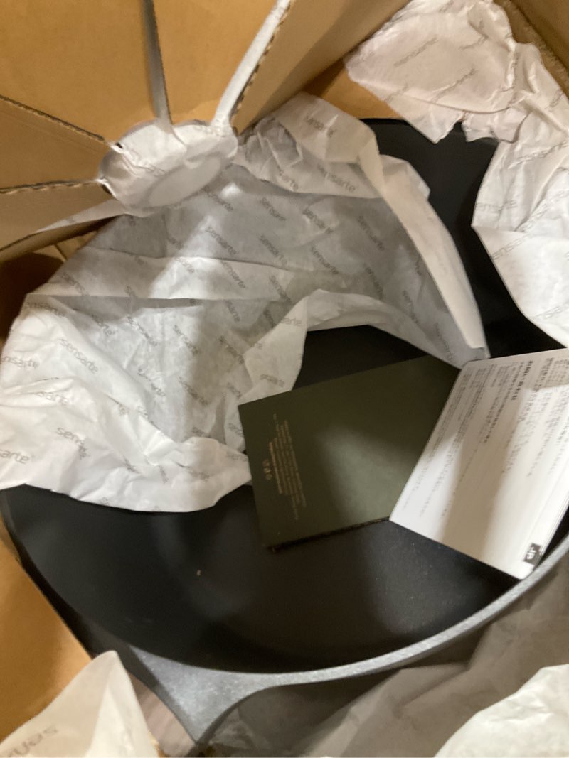 Condition photo showing New/Like New for SENSARTE Nonstick Stock Pot with Lid, 2.6/4.5/6.6/8.5 QT Soup Pot Casserole Pot, Healthy Pasta Pot, Large Deep Cooking Pot, Big Sauce Pot Stew Pot, Induction Compatible, PFOA PFOS APEO Free, Black 8.5 Quarts Classic Black