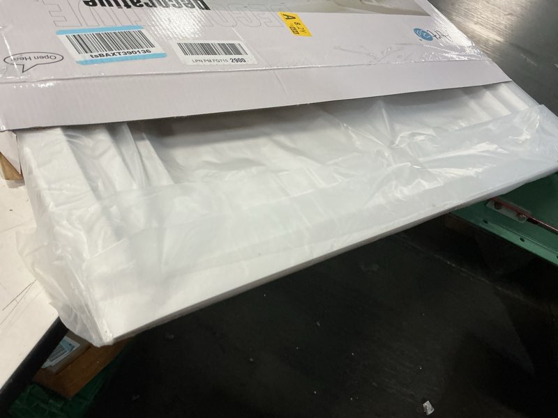 Condition photo showing Good Condition for art3d 12-pack 24×24 inch pvc waterproof drop ceiling tiles for home décor - 2x2 ft 3d modern ceiling panel for suspended grid, white 24"x24" white 12