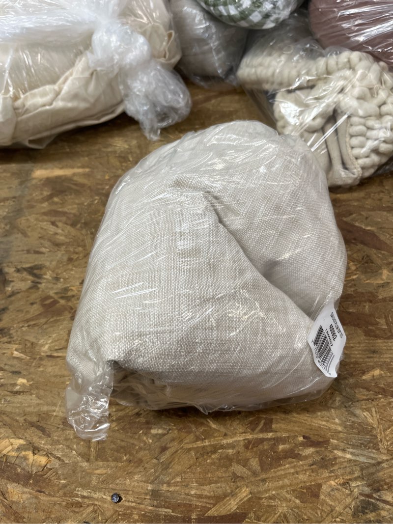 Condition photo showing Good Condition for textured cotton true blackout curtain, 48x108, oatmeal