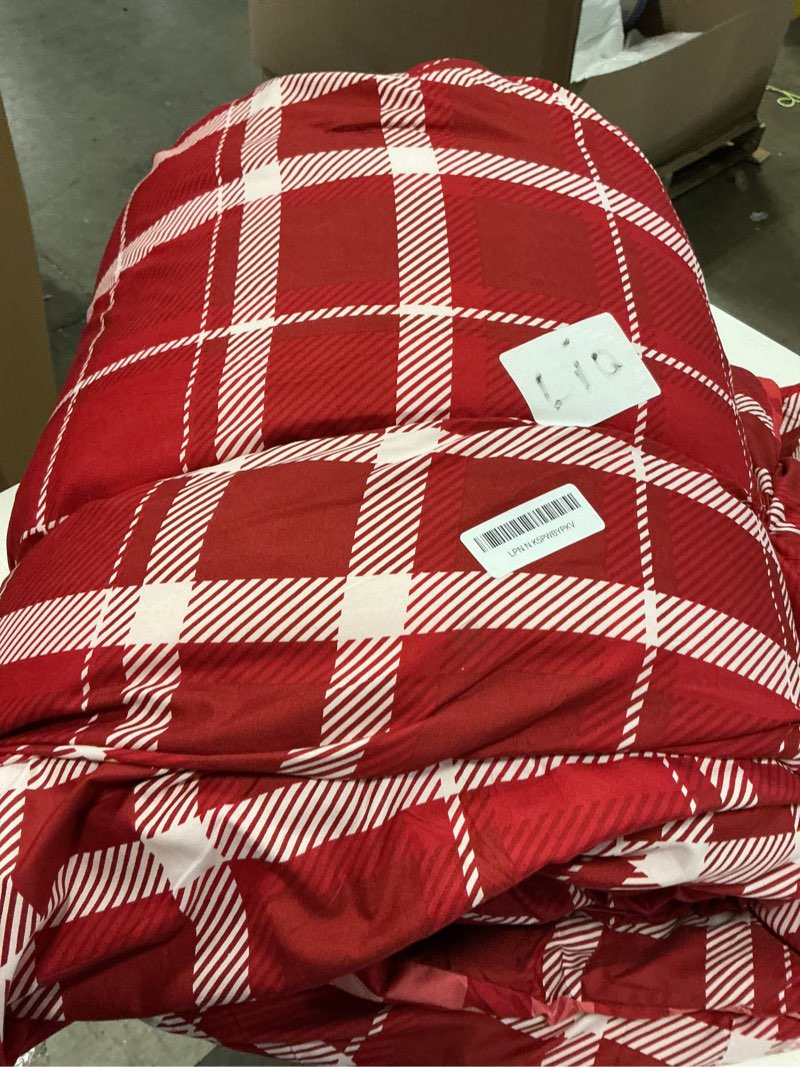 Condition photo showing As Is for bedsure christmas twin comforter set - 4 pieces christmas twin bedding set, bed in a bag with 1 soft snowflake and elk reversible comforter, 1 pillow sham, 1 throw blanket and 1 decorative 03 - snowflake twin