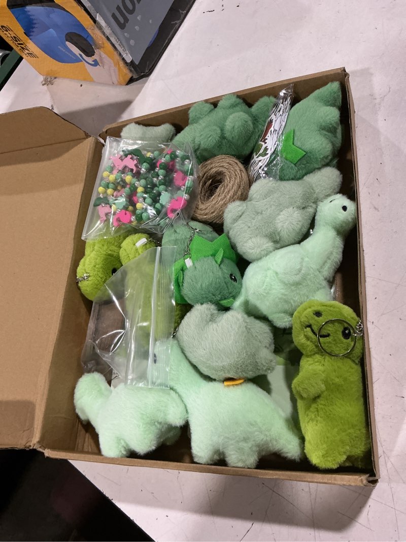 Condition photo showing Good Condition for remuuly 88 pcs 12 sets dinosaur party favor mini dinosaur stuffed animals bulk plush keychains bracelet gift box sticker for adopt an animals favors birthday goodie bag supplies fillers stuffers 88 dinosaur