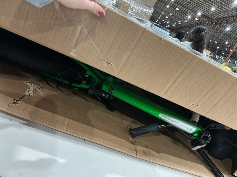 Condition photo showing Good Condition for royalbaby kids bike freestyle classic 12 14 16 18 inch children bicycle for ages 3-10 years toddler to big kids green 18 inch classic