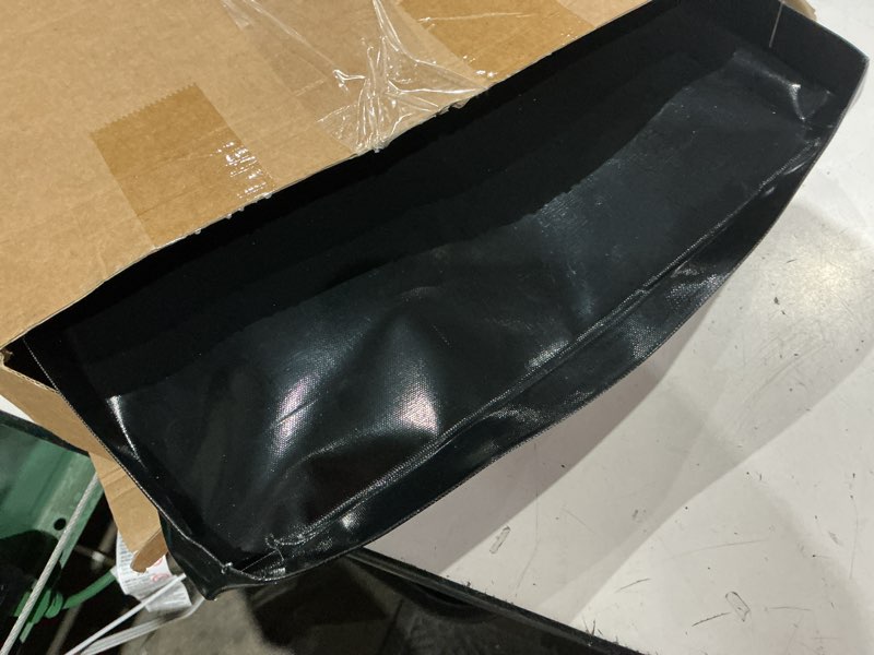 Condition photo showing As Is for teenyyou 4 pcs 13.5 x 13.5 x 1inch non-stick ptfe oven trays reusable solid baking basket easy clean heat resistant black quick oven accessories for heating chips chicken snacks in restaurant kitchens 13.5 x 13.5 x 1 inch