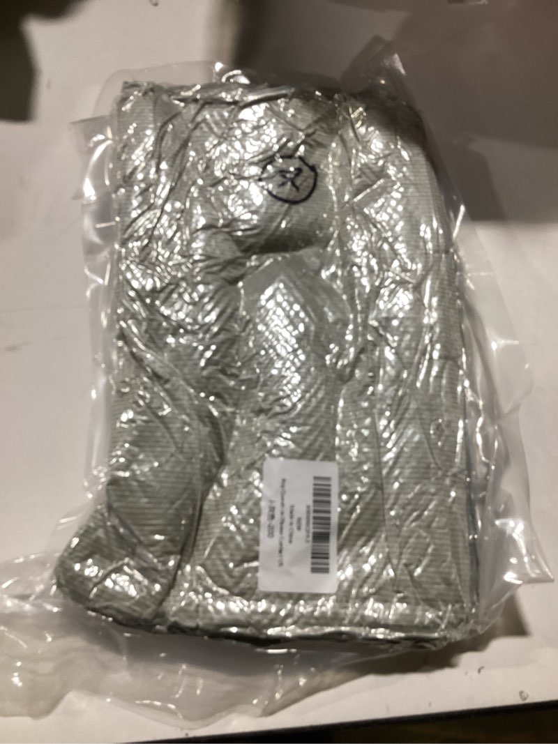 Condition photo showing Good Condition for 2025 New Dog Cooling Mat, Pet Cooling Mats, Summer Cool Pads Pet Mat Outdoor for Dogs & Cats, Pet Bed Mats Machine Washable(Grey, XL: 100×75 cm 39×30")