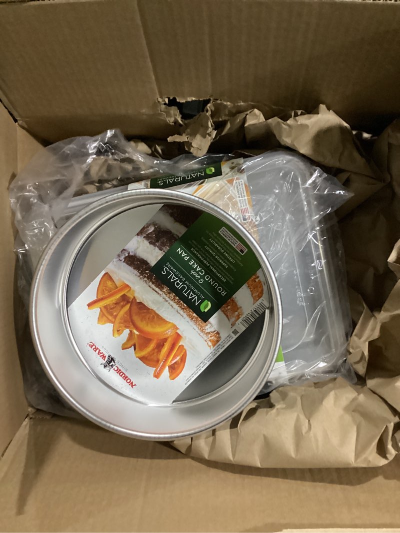 Condition photo showing Good Condition for nordic ware naturals® 9" round cake pan