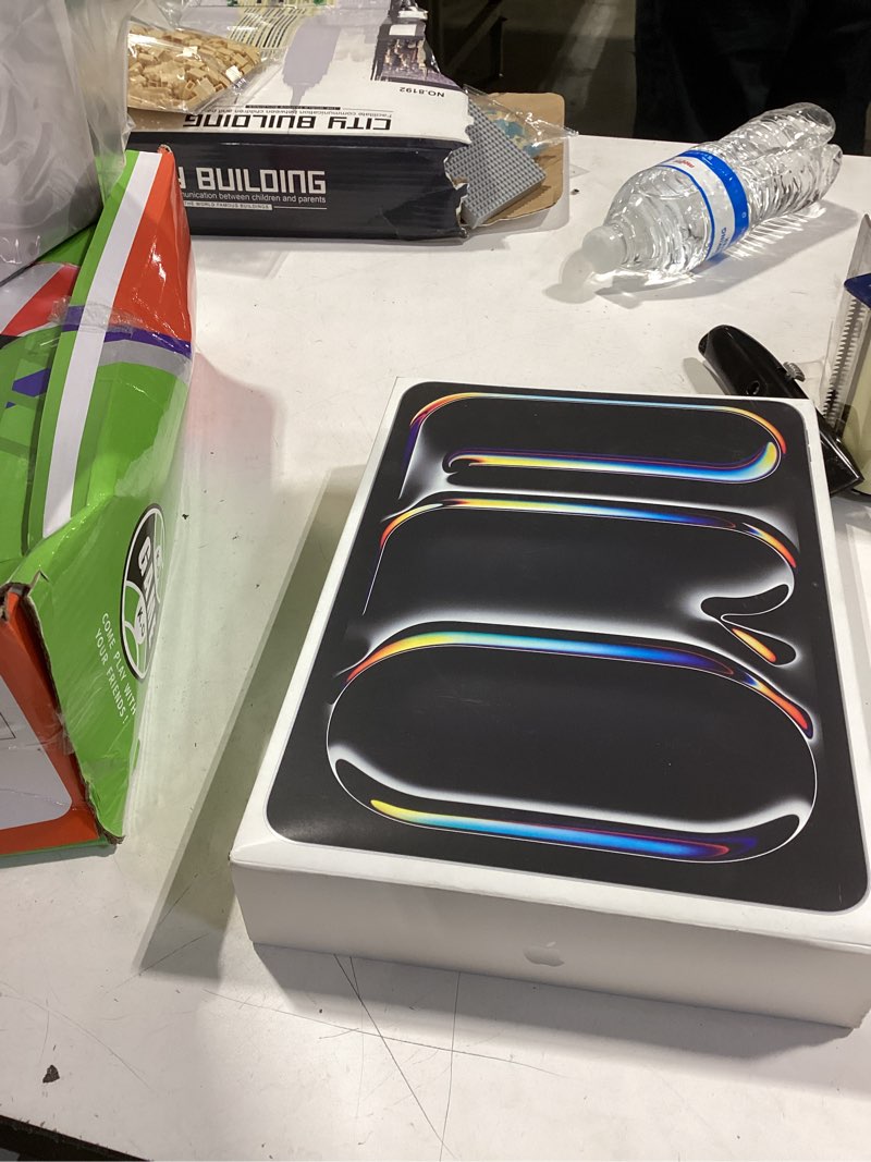 Condition photo showing New/Like New for Apple iPad Pro 11-inch (M5): Ultra Retina XDR Display, 256GB, 12MP Front/Back Camera, LiDAR Scanner, Wi-Fi 7 with Apple N1 + 5G Cellular with C1X chip, Face ID, All-Day Battery Life — Space Black Wi-Fi + Cellular 256GB Space Black Standard Glass Without Apple Pencil