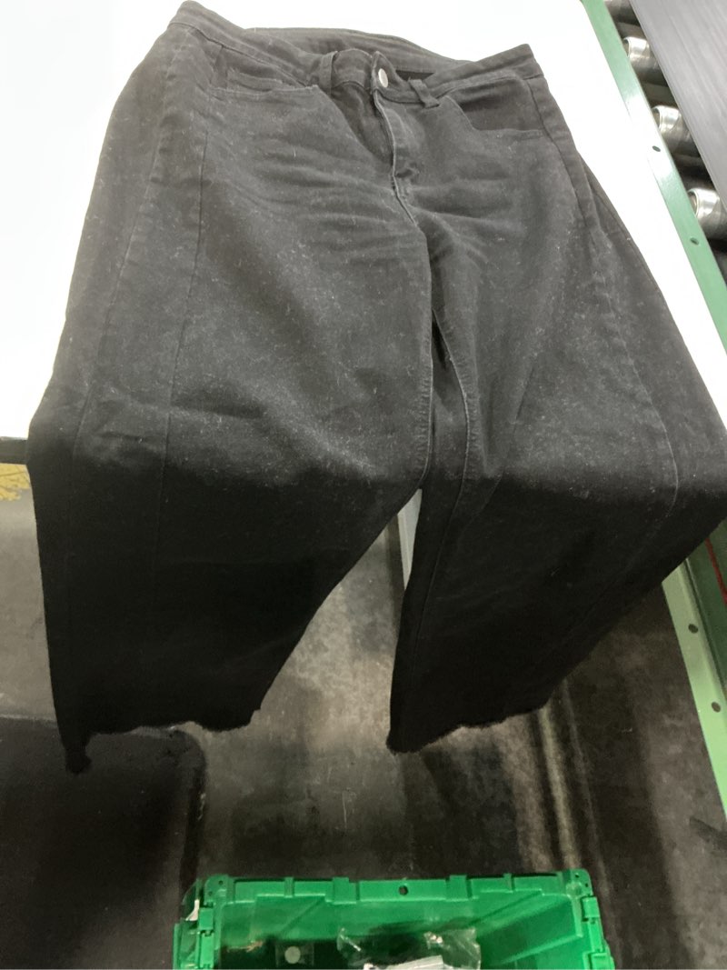 Condition photo showing As Is for vintage mens levi’s silvertab purple label 90’s baggy black jeans size 10