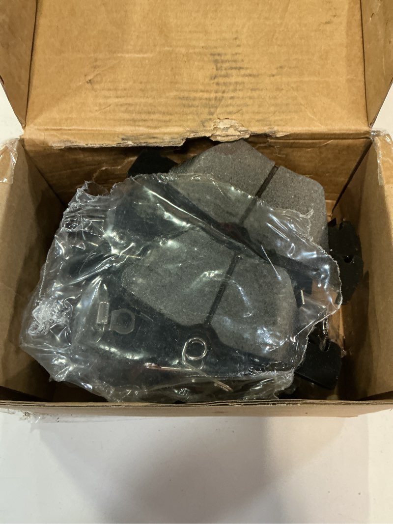 Condition photo showing Good Condition for front rear ceramic brake pads 8 pieces set fit for subaru for 2019-2022 crosstrek,for 2019-2022 forester,for 2020-2022 legacy,for 2020-2022 outback