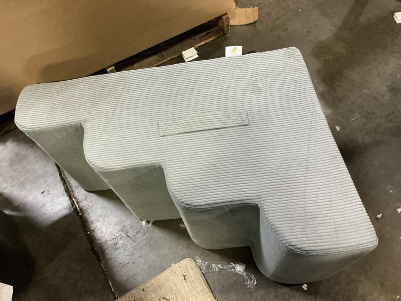 Condition photo showing Good Condition for dog stairs for small dogs and cats, 20" h 4 steps dog ramp for high beds, couch, sofa, waterproof pet stairs with removable washable cover, non-slip sturdy pet steps gray 4.0 4-step 20"h