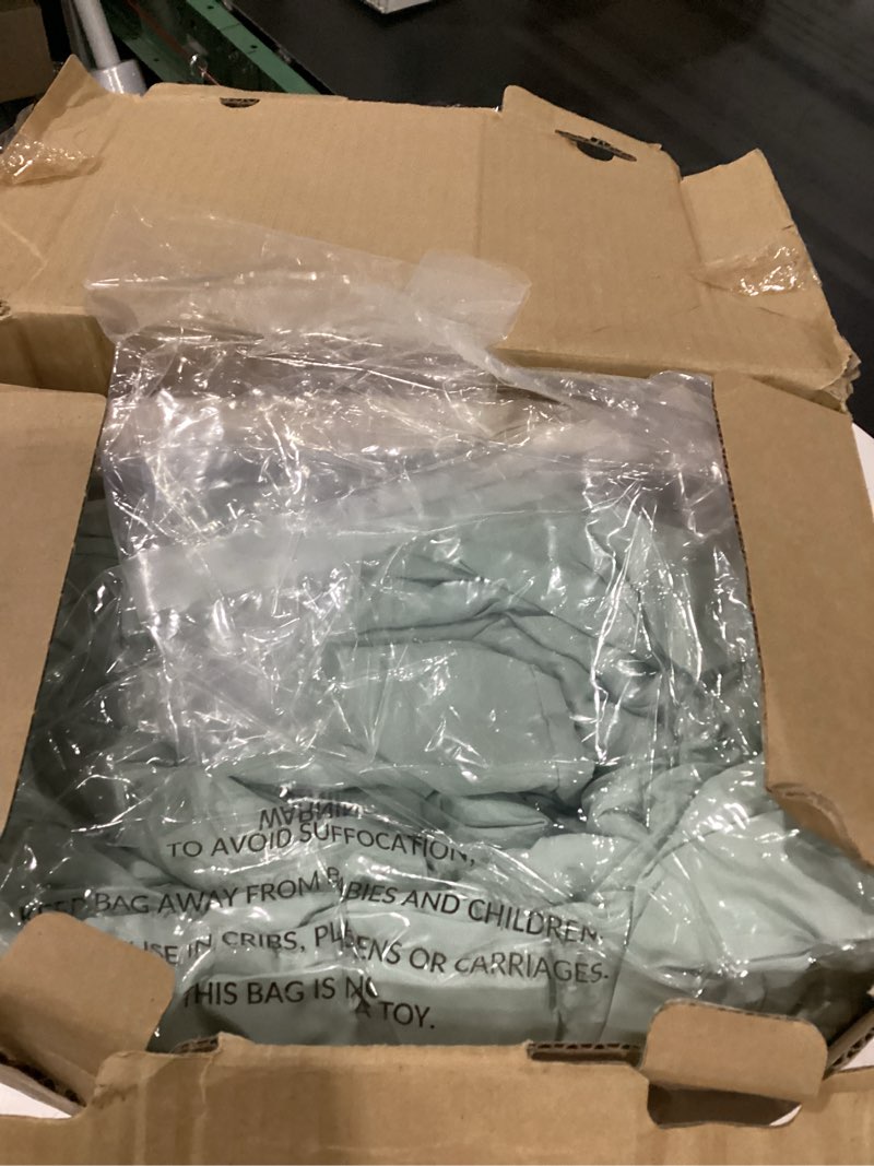 Condition photo showing New/Like New for bedsure king size comforter set sage green, 7 pieces lightweight king bedding sets boho, bed in a bag with comforter, sheets, pillowcases & shams, contrasting design
