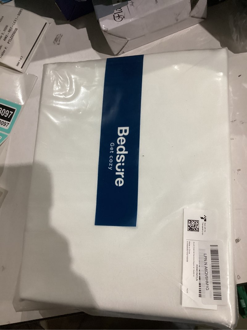 Condition photo showing New/Like New for bedsure silky cooling duvet cover queen size - lightweight 100% rayon derived from bamboo comforter cover set for hot sleepers, breathable & moisture-wicking bedding set, pure white 02 - pure white (no comforter) queen (90" x 90")