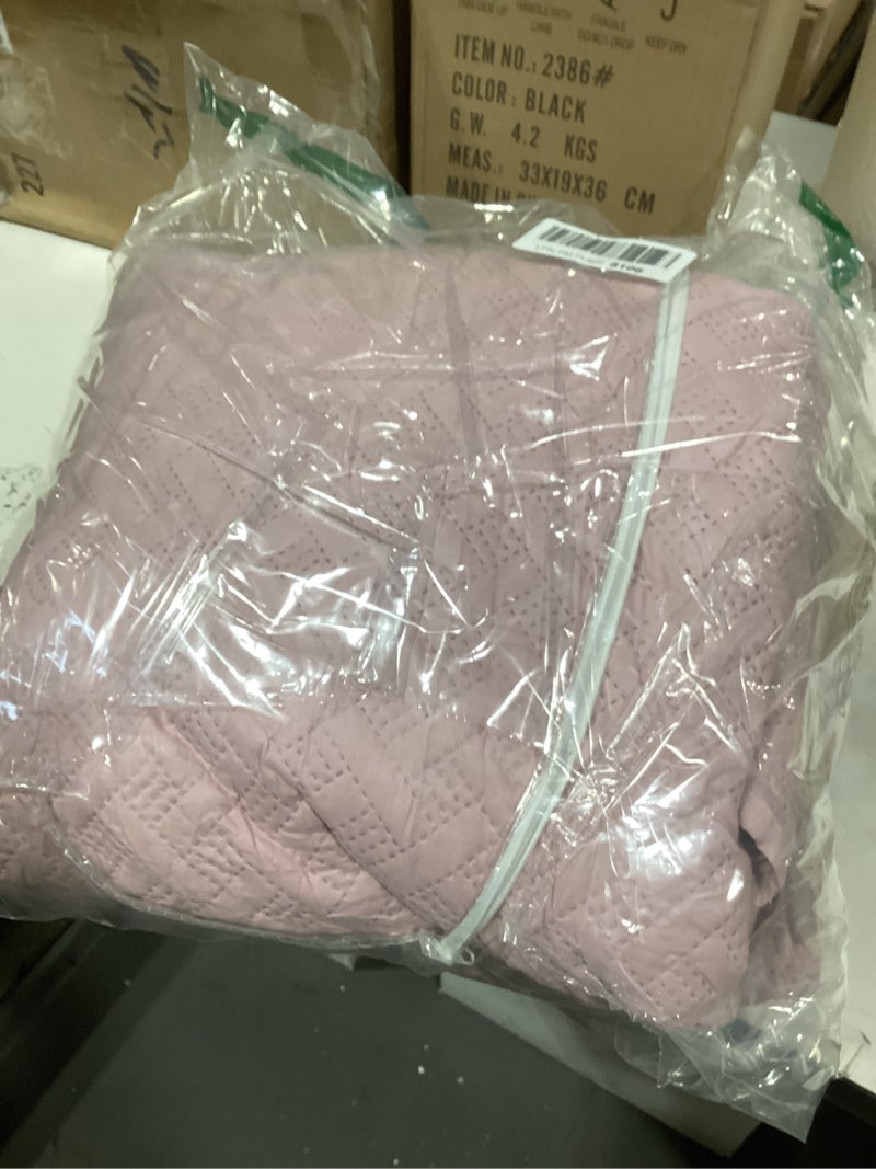 Condition photo showing Good Condition for FLYMME King Size Quilt Bedding Set Pink Lightweight Bedspreads Set,Modern Style Geometric Weave Stripe Pattern,Soft Microfiber Bed Coverlet 3 Pieces (1 Quilt, 2 Shams) Pink King/Cal(96"x110")