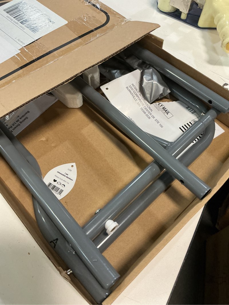 Condition photo showing New/Like New for Regalo Safety Swing Down Bed Rail Guard for Toddlers, Bed Safety Rail with Patented Gap Guard, Fits Twin, Full & Queen Mattress, White, Tested & Safe for 30 Years, American Designed, Family Owned 43 Inch