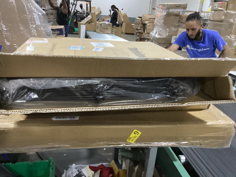 Condition photo showing Good Condition for decorative garden fence 24in (h) x20ft (l), 10 pack no dig fence animal barrier for dog, arched flower bed edging, wire border panel fencing for yard patio outdoor decor black 10 panels-24in(h)x20ft(l)