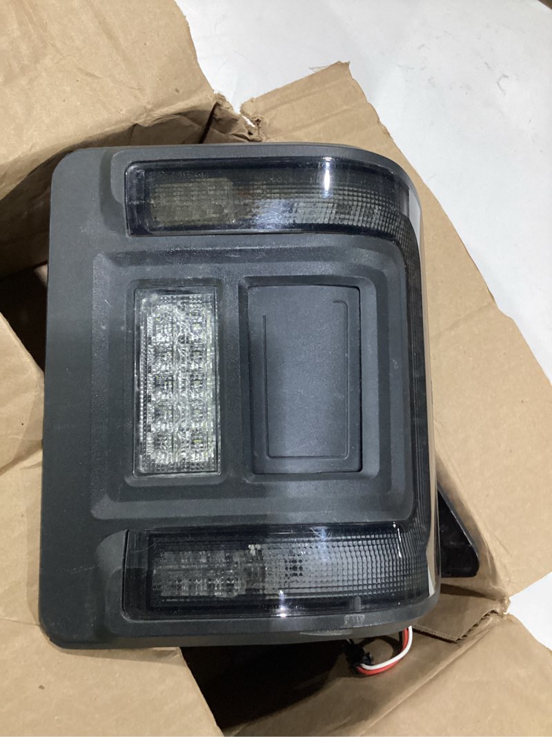Condition photo showing New/Like New for led tail lights compatible with j-e-e-p jl wrangler 2018-2022, [full led] driver & passenger side, taillight rear lamps assembly, smoked lens