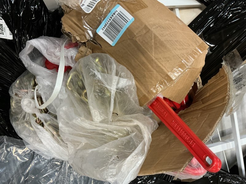 Condition photo showing Good Condition for chain binder 3/8" -1/2" grade 70 and 3/8"×10ft chains includes (2) binders and (2) chains for industrial agricultural towing applications in chain and binder kit 3/8''-1/2''*10ft (4 pack)