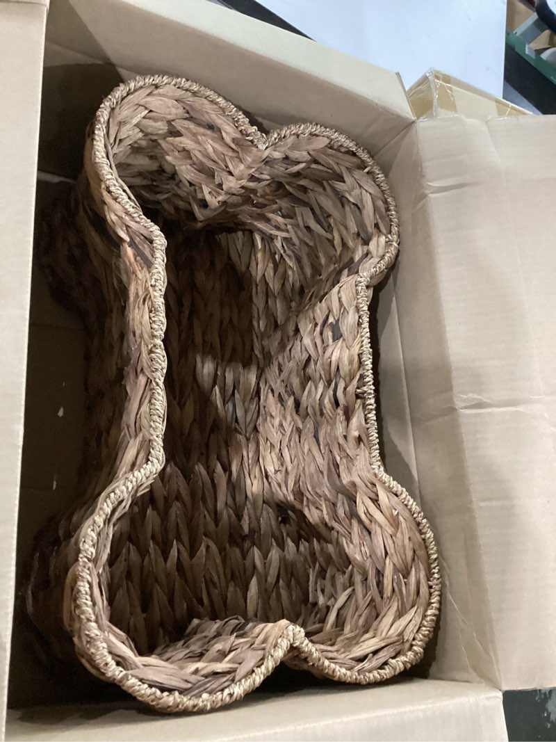 Condition photo showing Good Condition for bone dry pet storage collection, bone shape hyacinth toy basket, dark brown, medium - 21x13x8" dark brown medium
